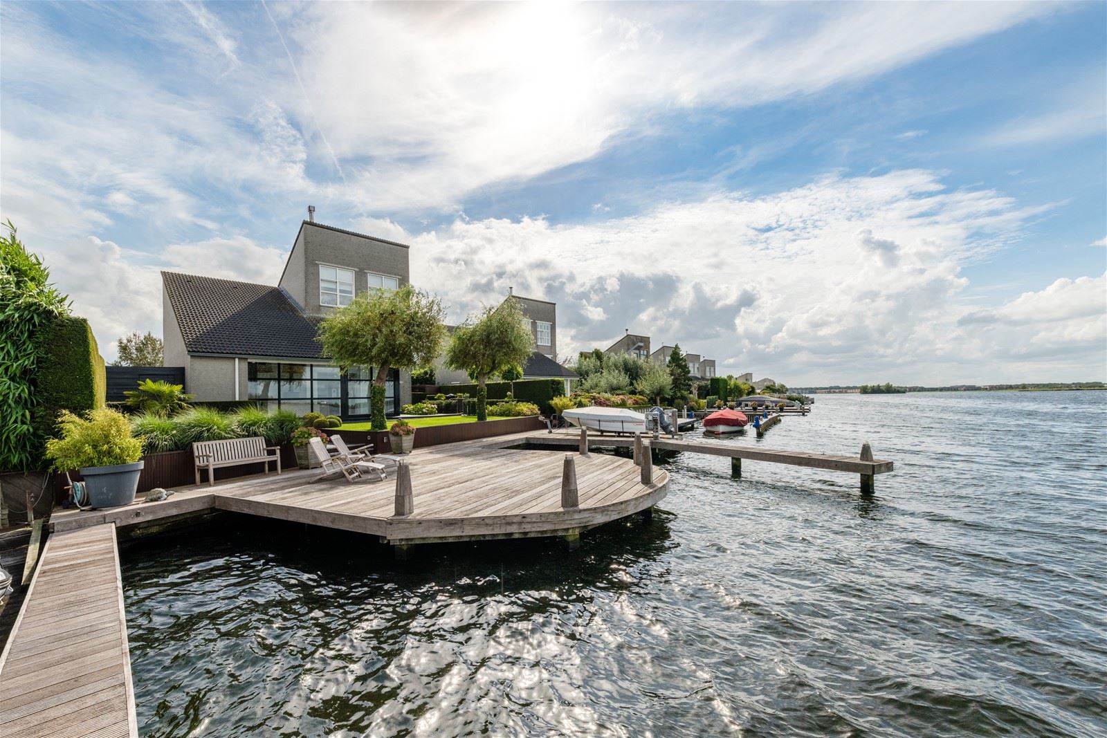 Woning te huur: Lijzijde, Almere