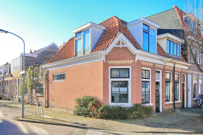 Oost Indiëstraat 18