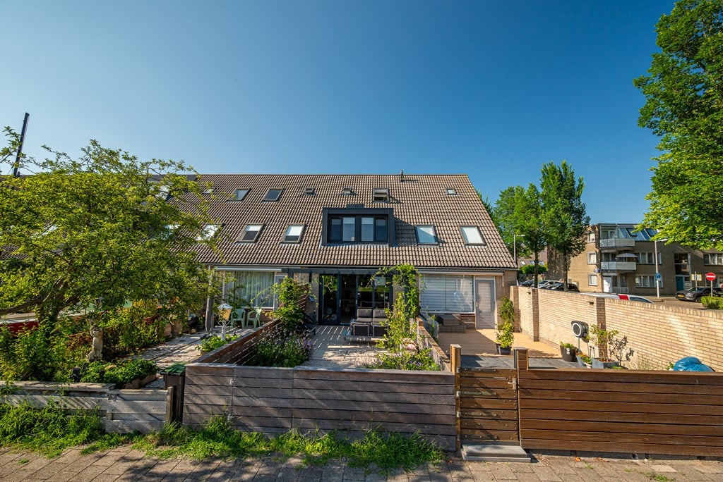 Tussenwoning te huur: Pieter A. van Heijningestraat 3, Amsterdam
