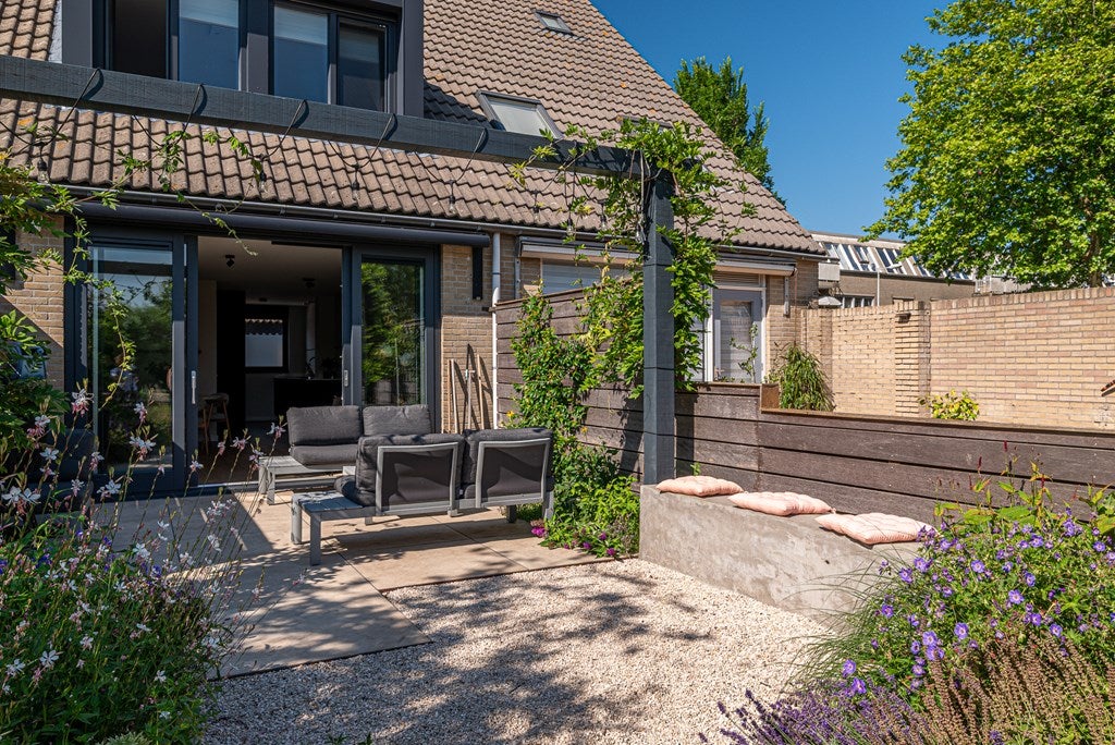 Tussenwoning te huur: Pieter A. van Heijningestraat 3, Amsterdam