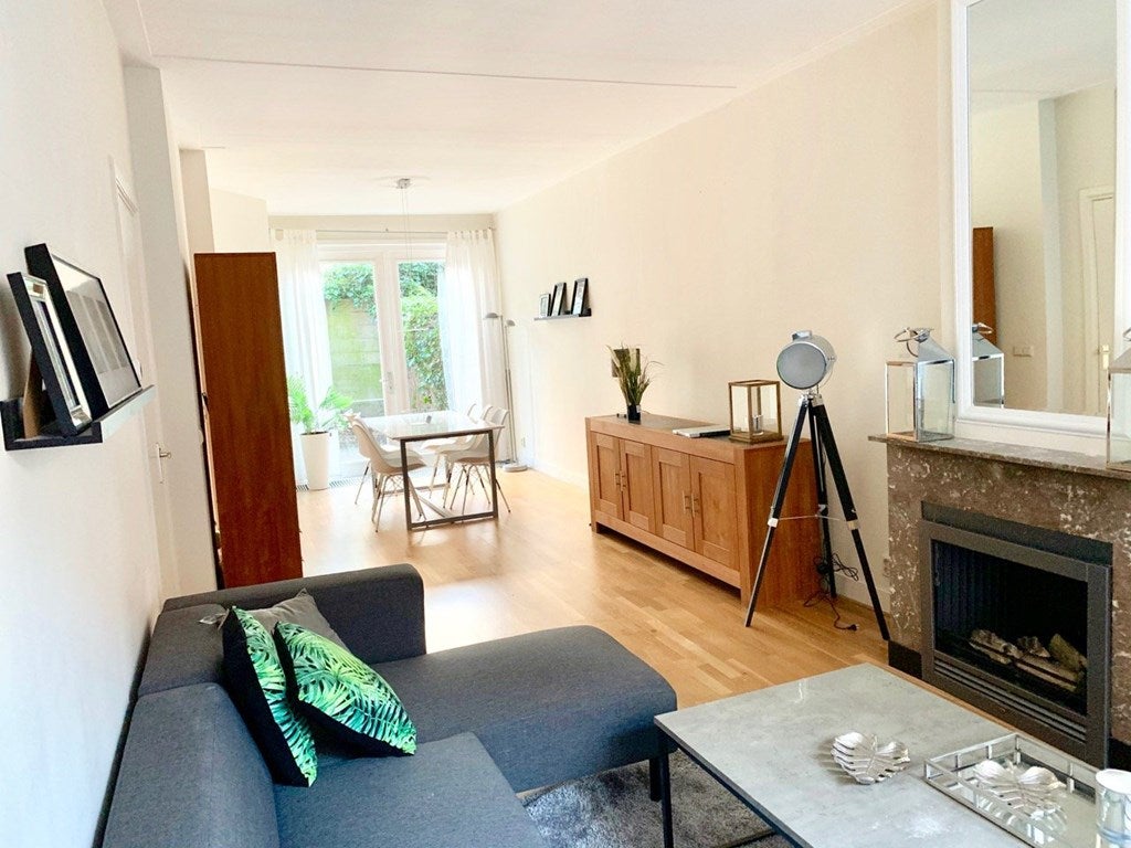 Appartement Pieter van den Zandestraat in Den Haag