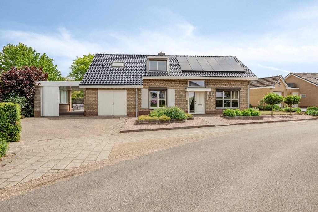 Huis Hagenaarpark 3 in Maasbracht