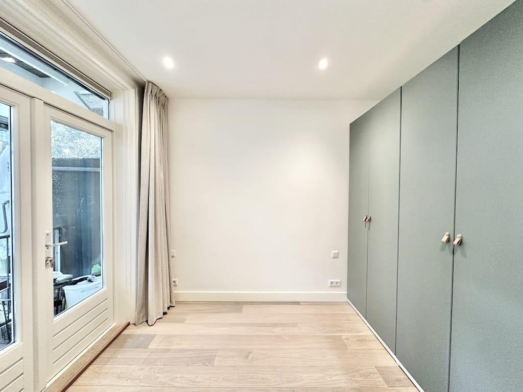 Woning te huur: Van der Hoopstraat, Amsterdam