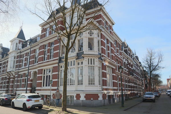 Flat van der Does de Willeboissingel in Den Bosch