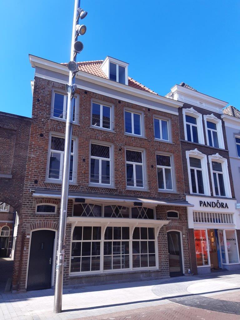 Appartement Hinthamerstraat