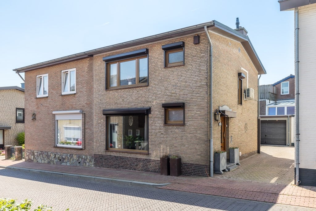 Huis Kerkstraat 9 in Bocholtz