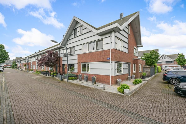 Huis te koop Oeral 2 in Assendelft voor € 595.000