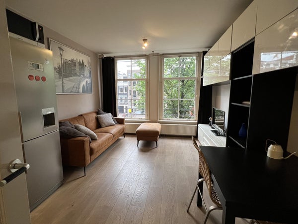 Appartement Oudezijds Voorburgwal in Amsterdam