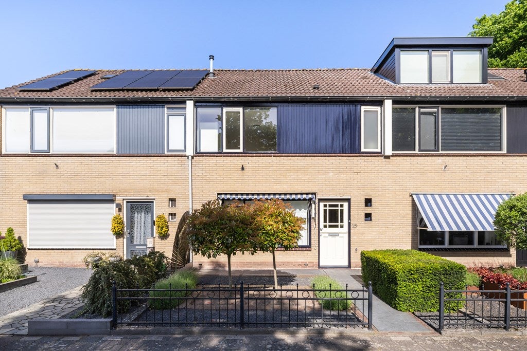 Huis Lindenhof 15 in Renswoude
