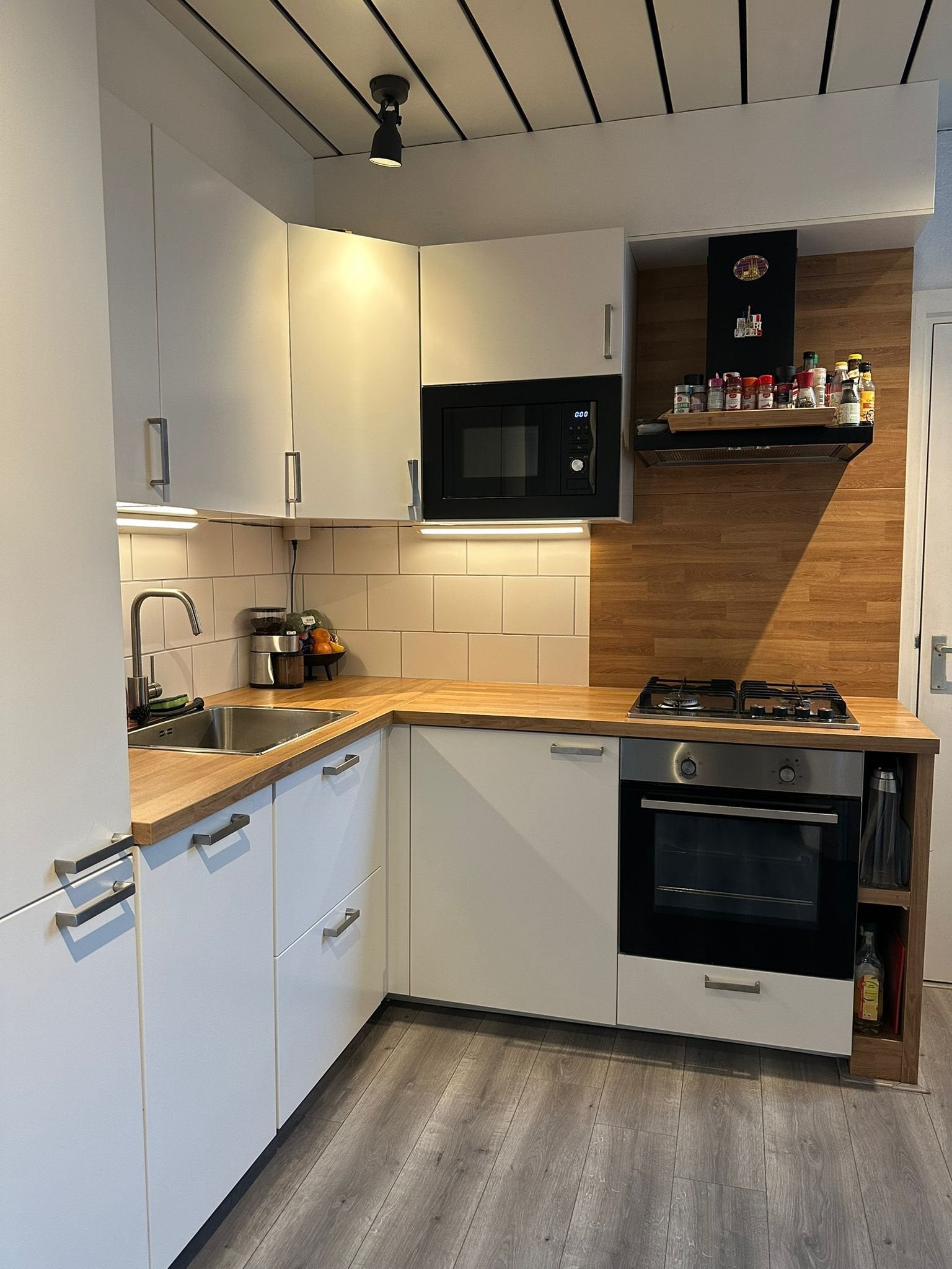 Appartement te huur: Oosterstraat 26B, Vlaardingen