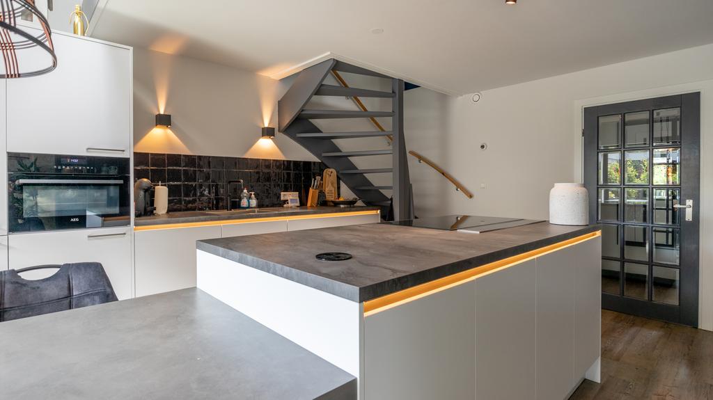 Tussenwoning te huur: Vlaskamp 22, Leiderdorp