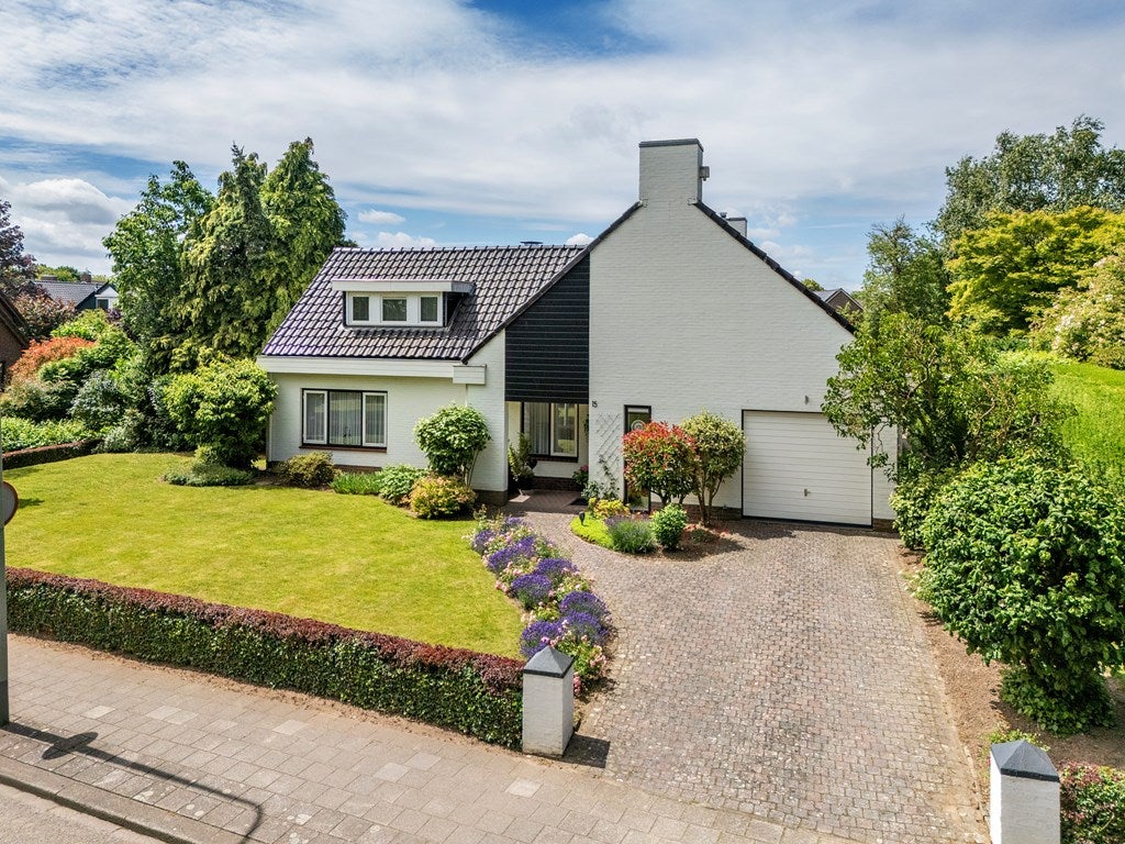 Huis Kerkeveldlaan 15 in Roermond