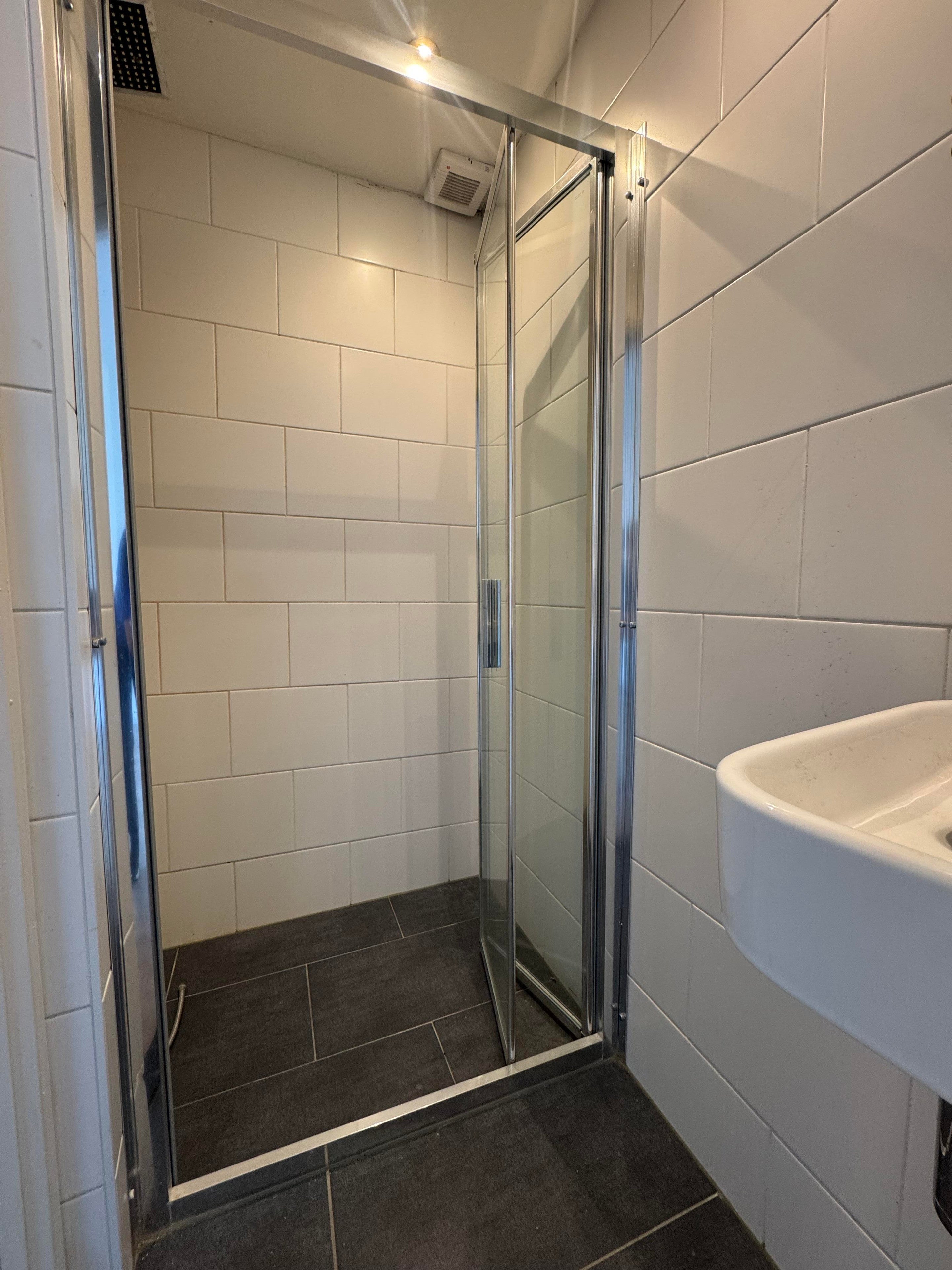 Appartement te huur: Heemskerkstraat 30A-02, Rotterdam