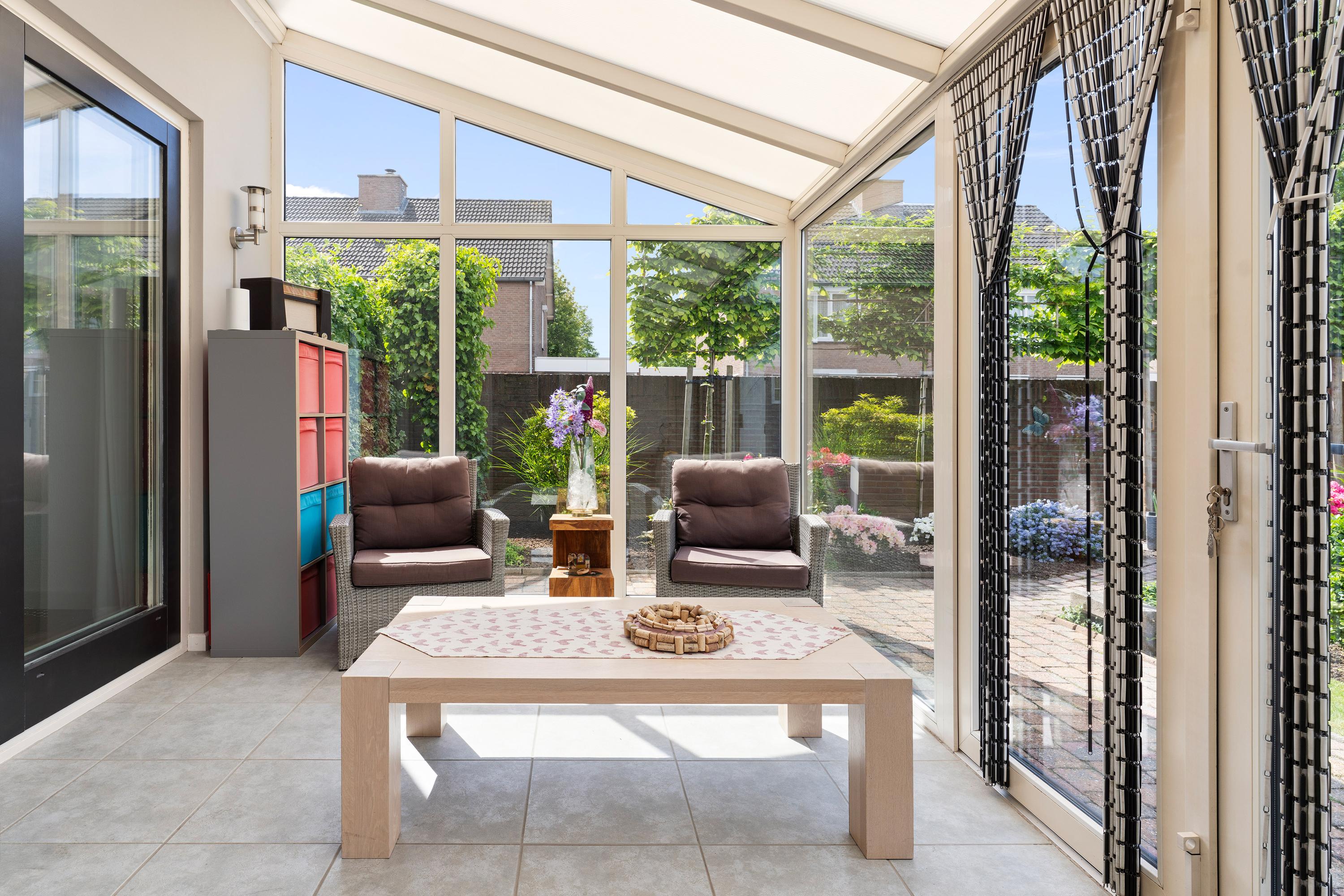 Hoekwoning te koop: Roggehof 16, Heerlen