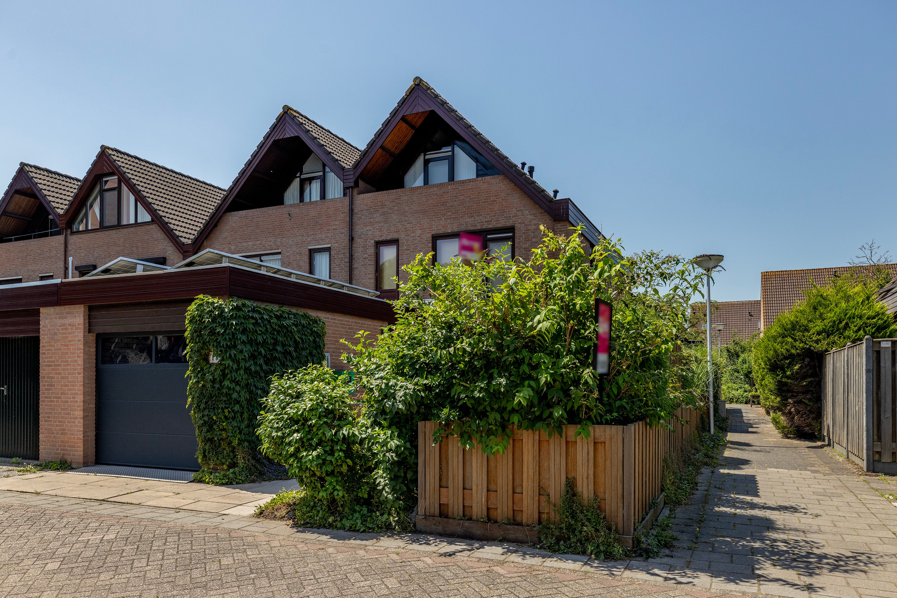 Huis Roos van Dekama erf 15 in Capelle aan den IJssel