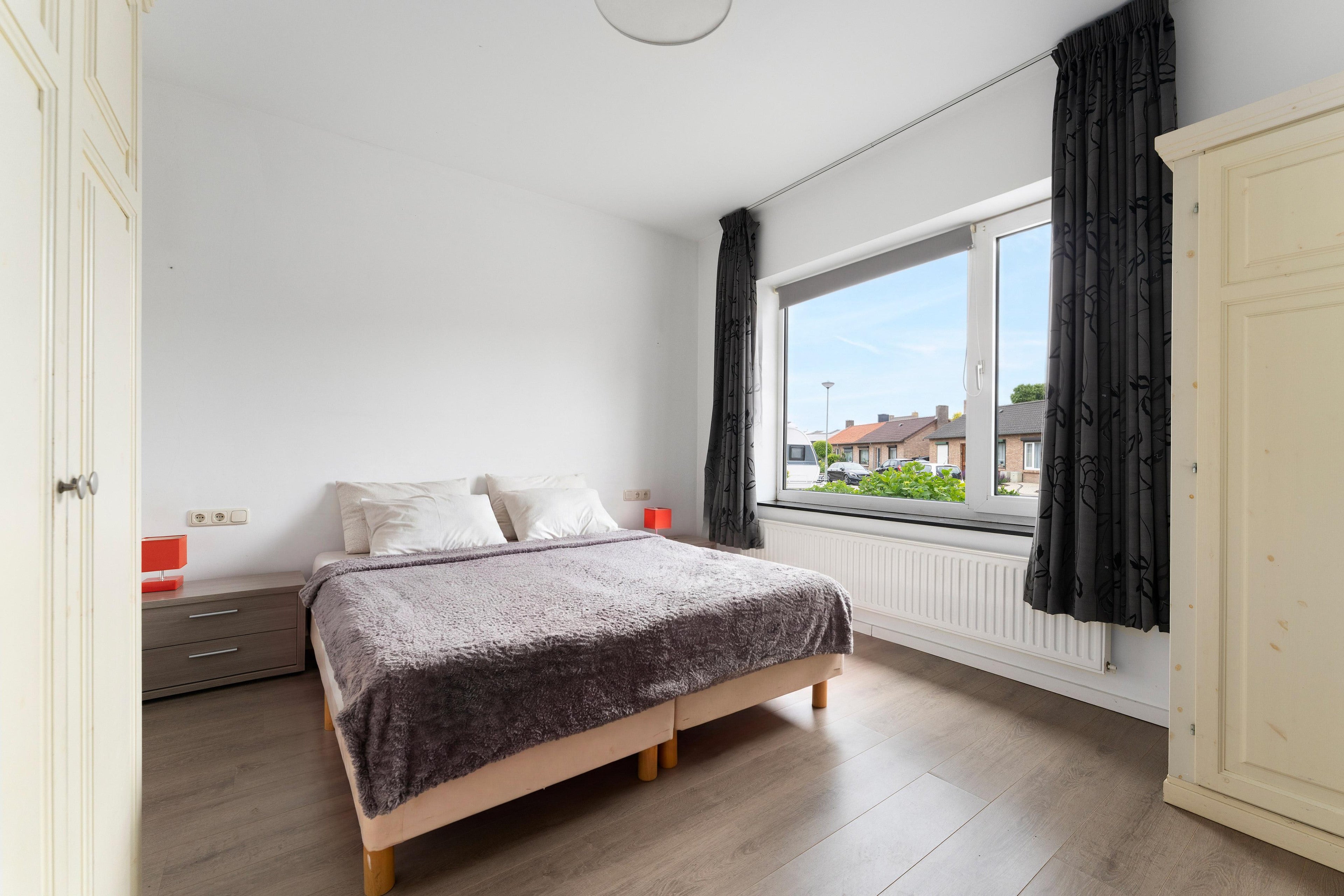 Twee-onder-één-kap te koop: Heinsbergerstraat 15, Stein