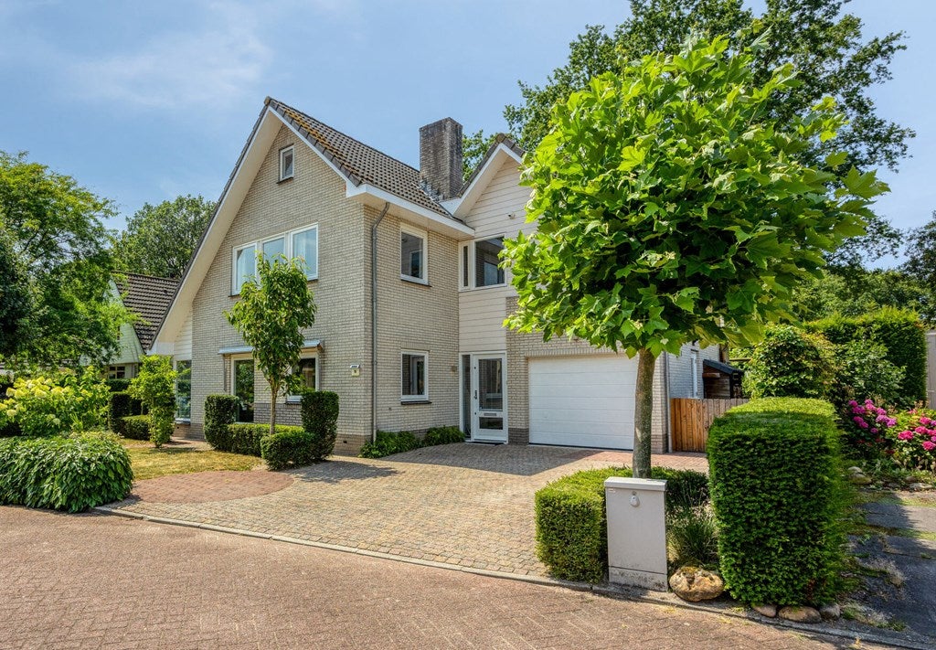 Huis Betje Wolfflaan 16 in Veenendaal