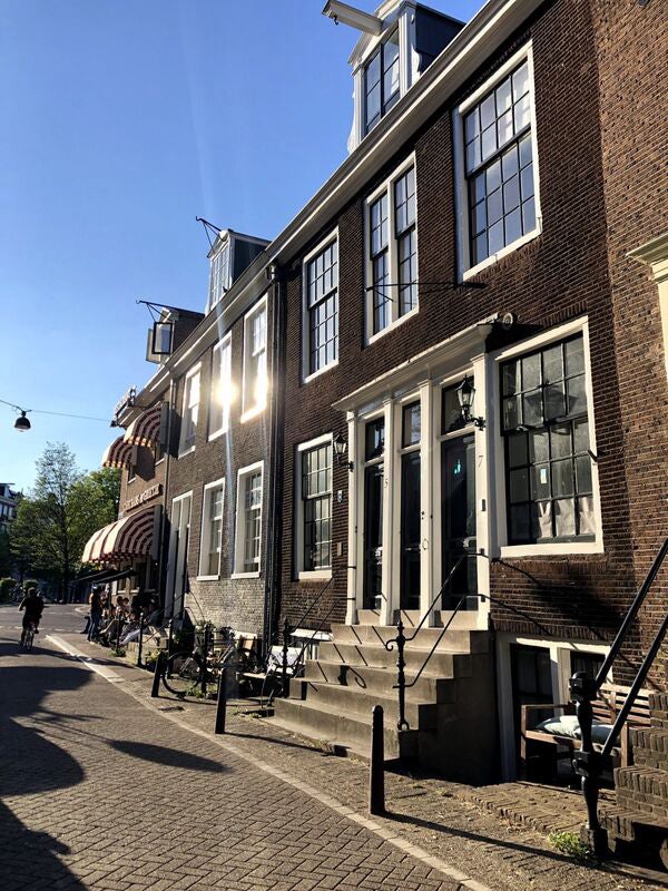 Appartement Tweede Weteringdwarsstraat in Amsterdam