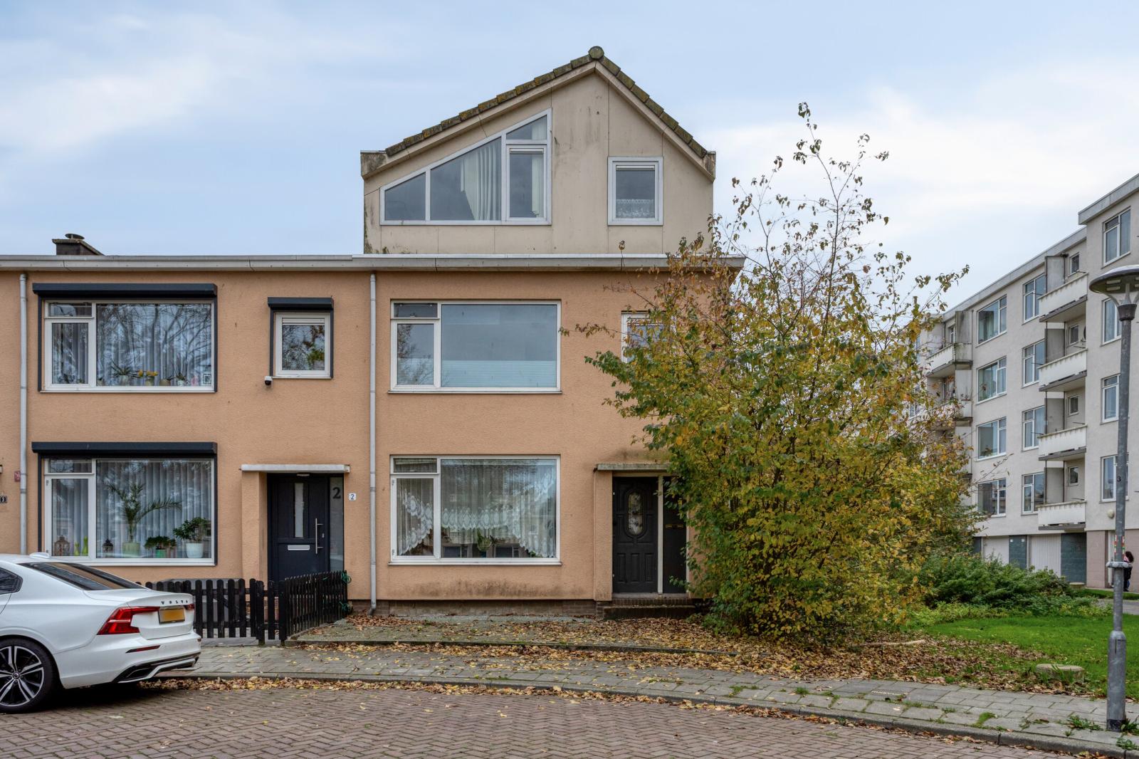 Huis Goeman Borgesiusplantsoen 1 in Dordrecht