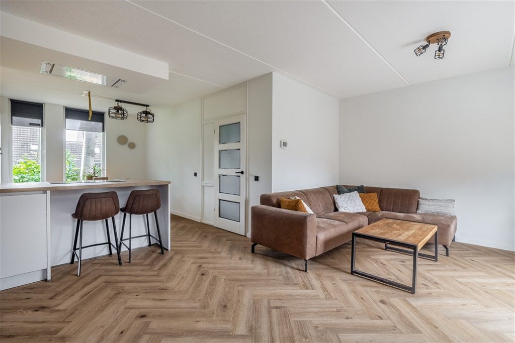 Tussenwoning te koop: Mantinghstraat 32, Hoogeveen
