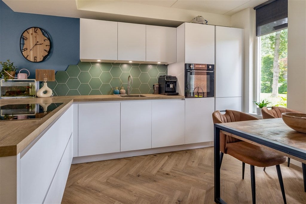 Tussenwoning te koop: Mantinghstraat 32, Hoogeveen