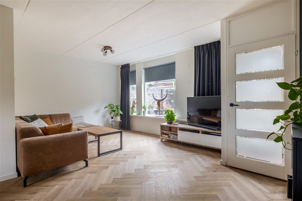 Tussenwoning te koop: Mantinghstraat 32, Hoogeveen