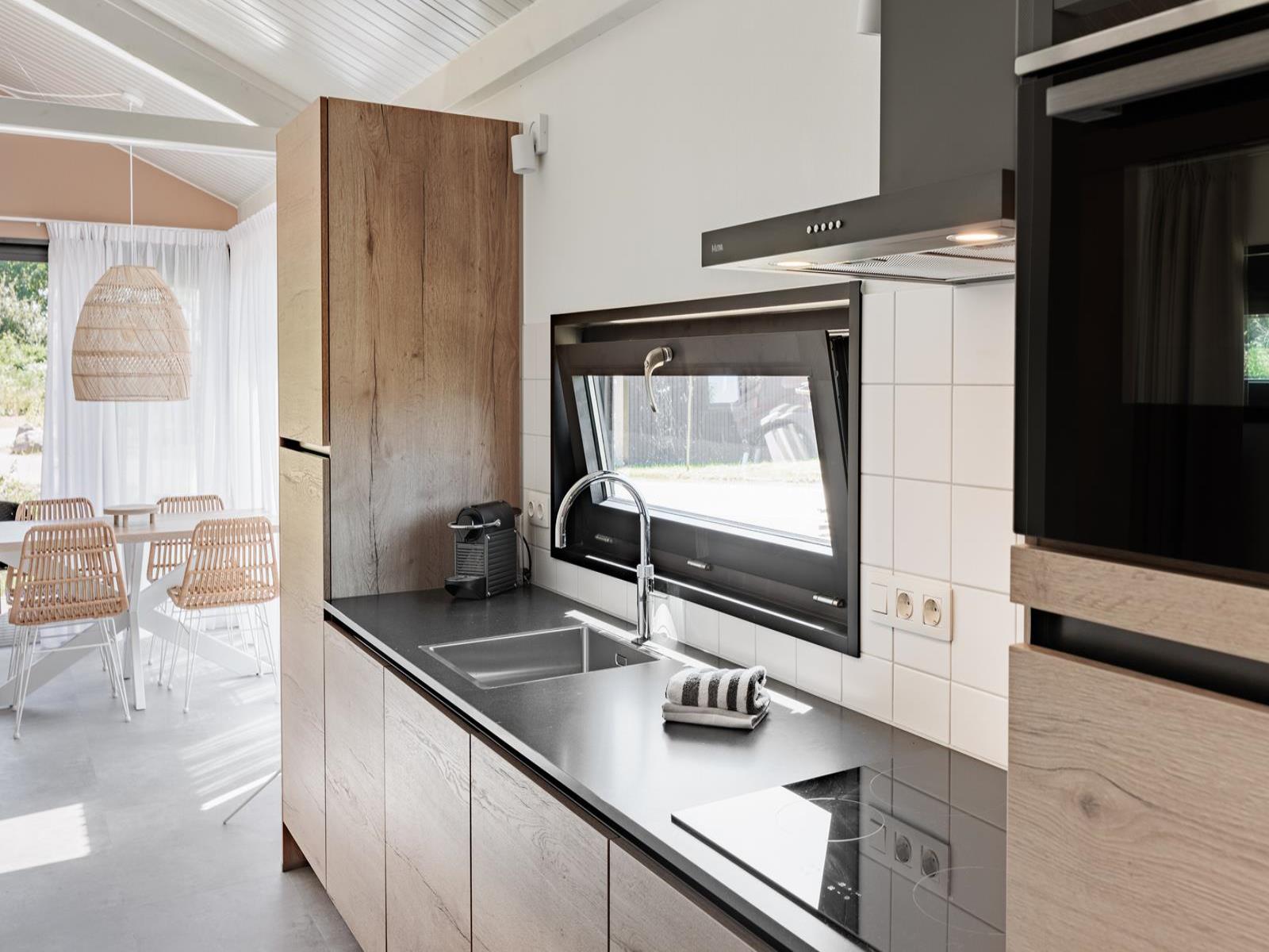 Vrijstaande woning te koop: Buitengronden 7-132, Zwartewaal