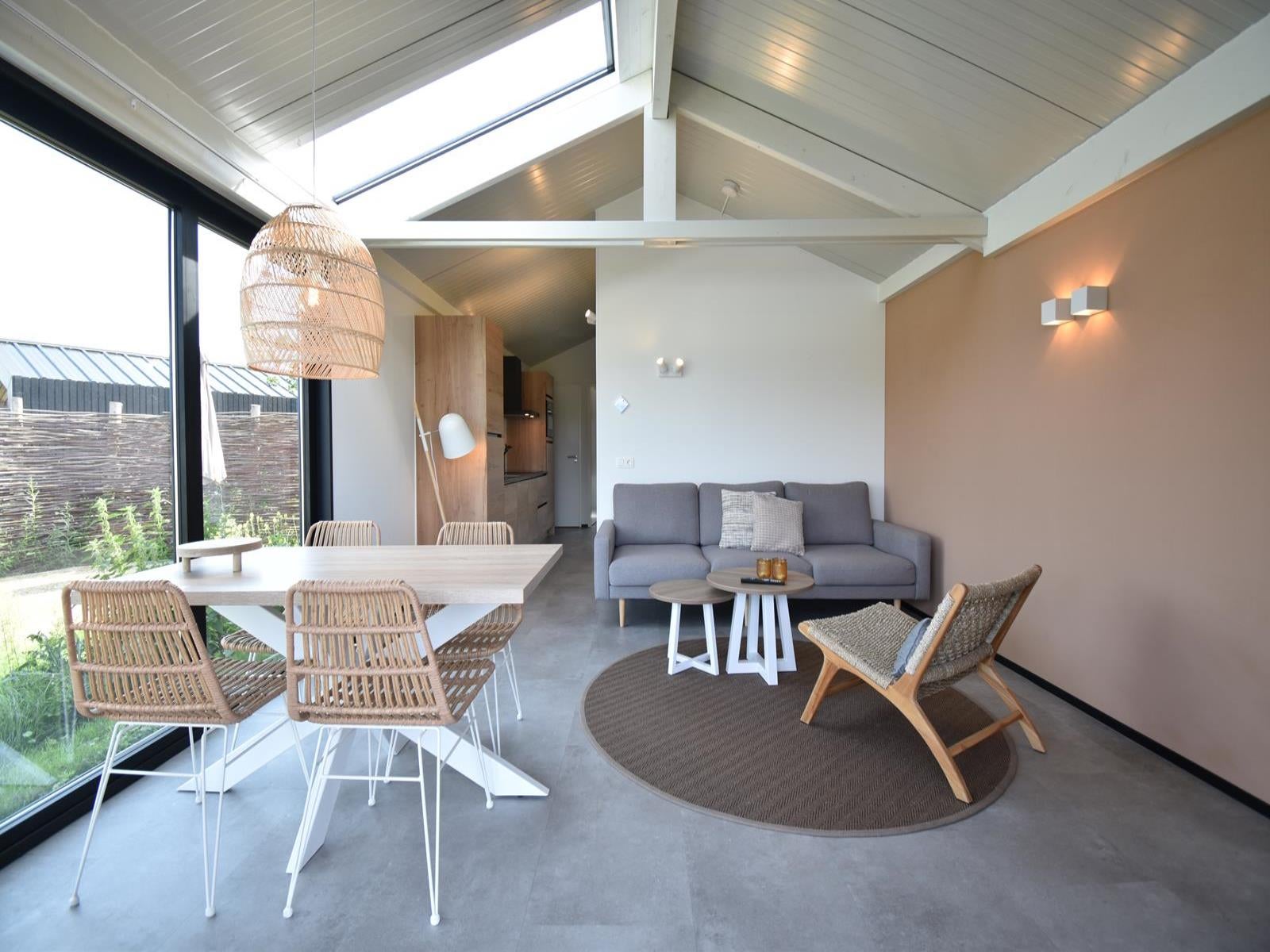 Vrijstaande woning te koop: Buitengronden 7-132, Zwartewaal
