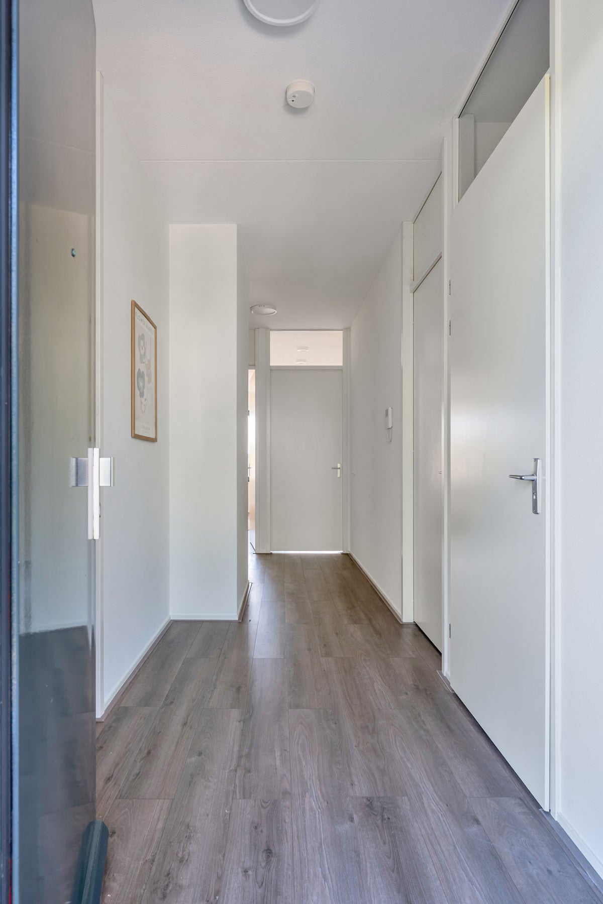 Appartement te koop: Hugo de Vriesstraat 93, Vlaardingen