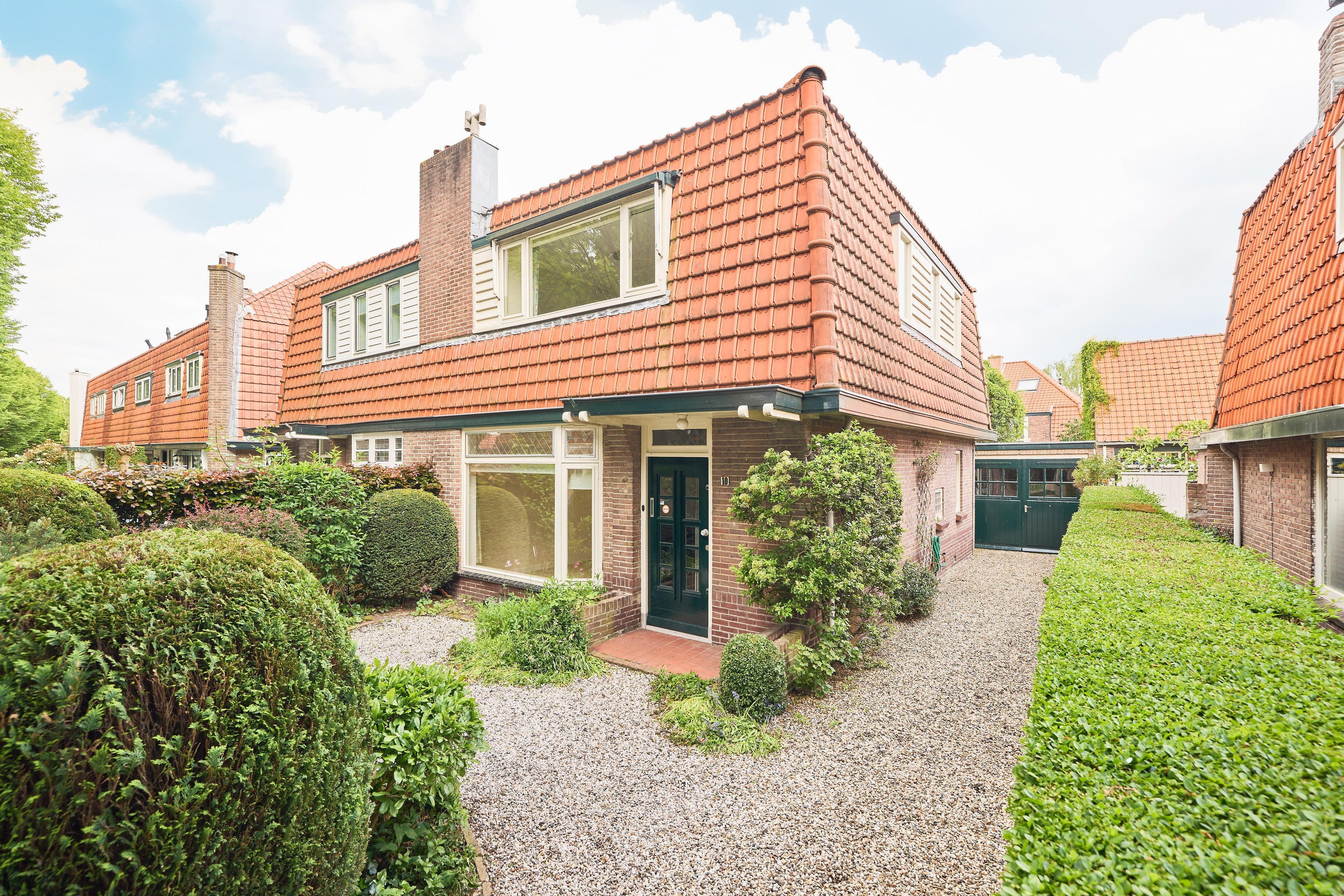 Huis Van Oldenbarneveltlaan 10 in Hilversum