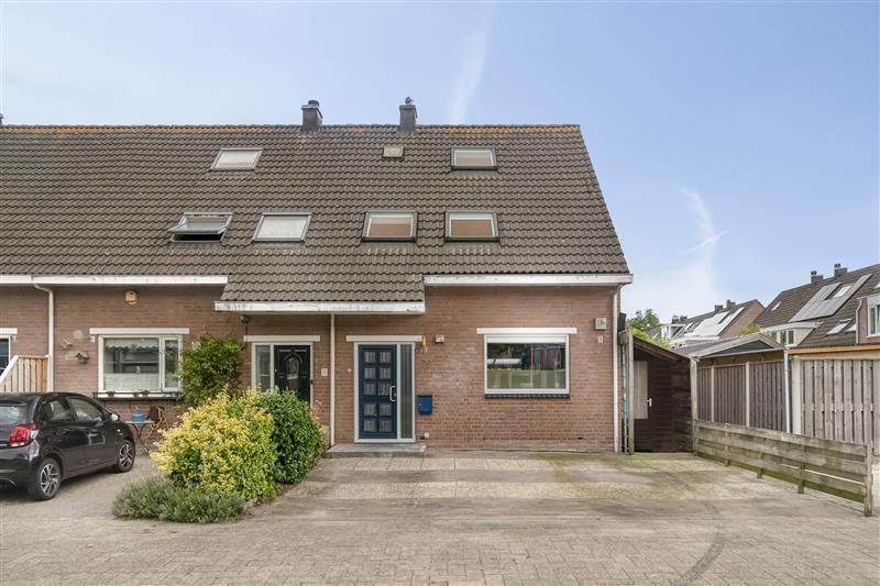 Huis Slufterplantsoen 79 in Almere