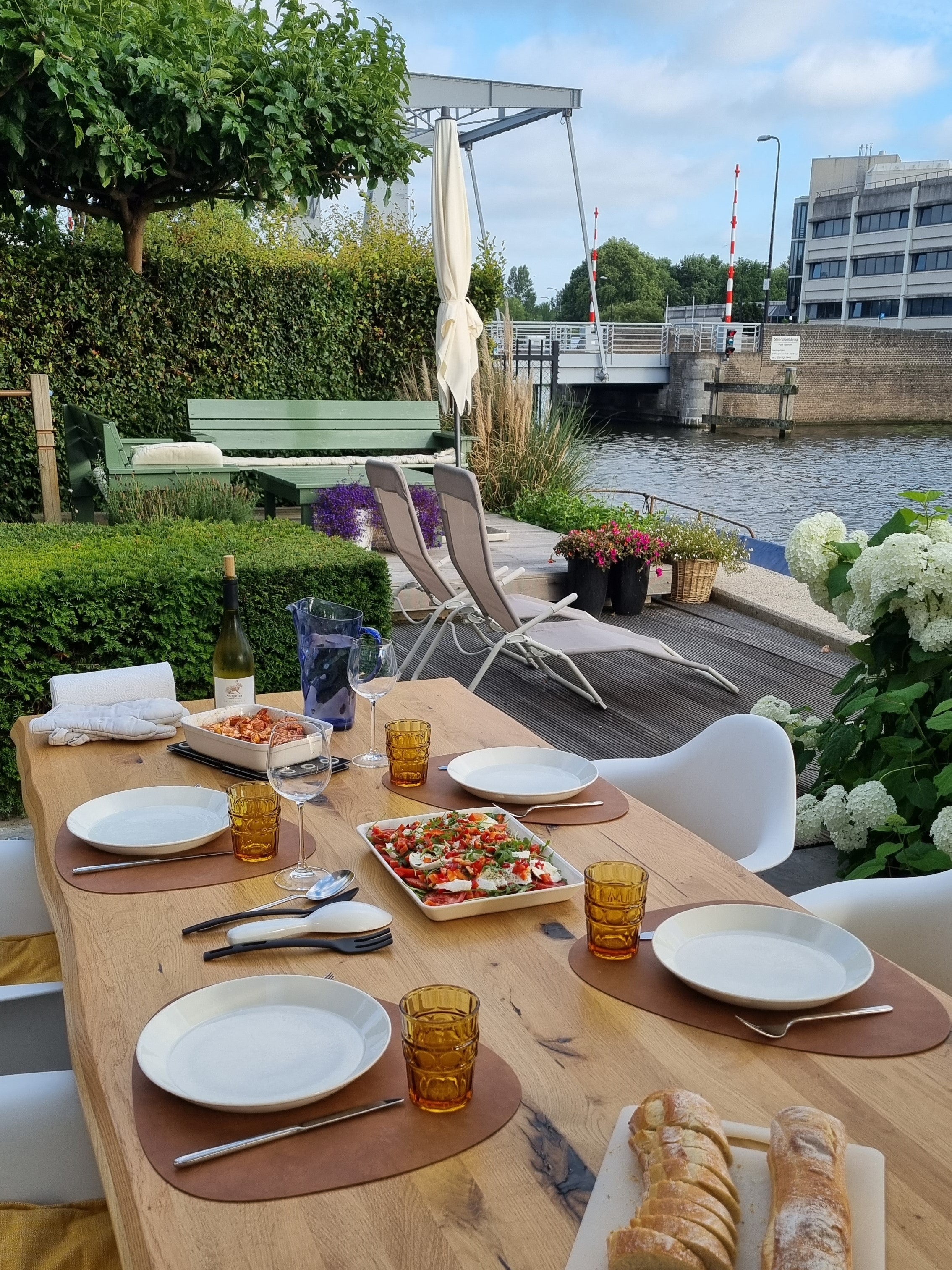 Tussenwoning te huur: Prunuskade 12, Rijswijk