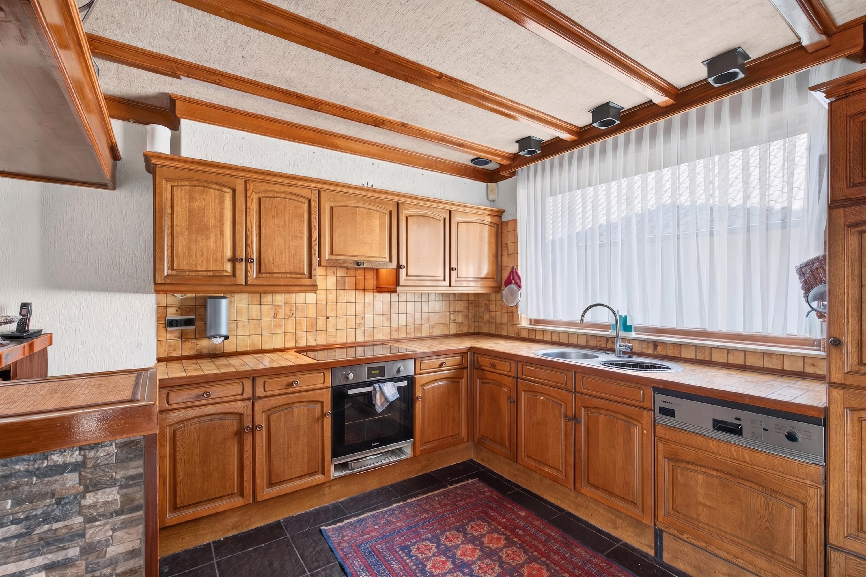Hoekwoning te koop: Willem De Bruynstraat 10, Eindhoven