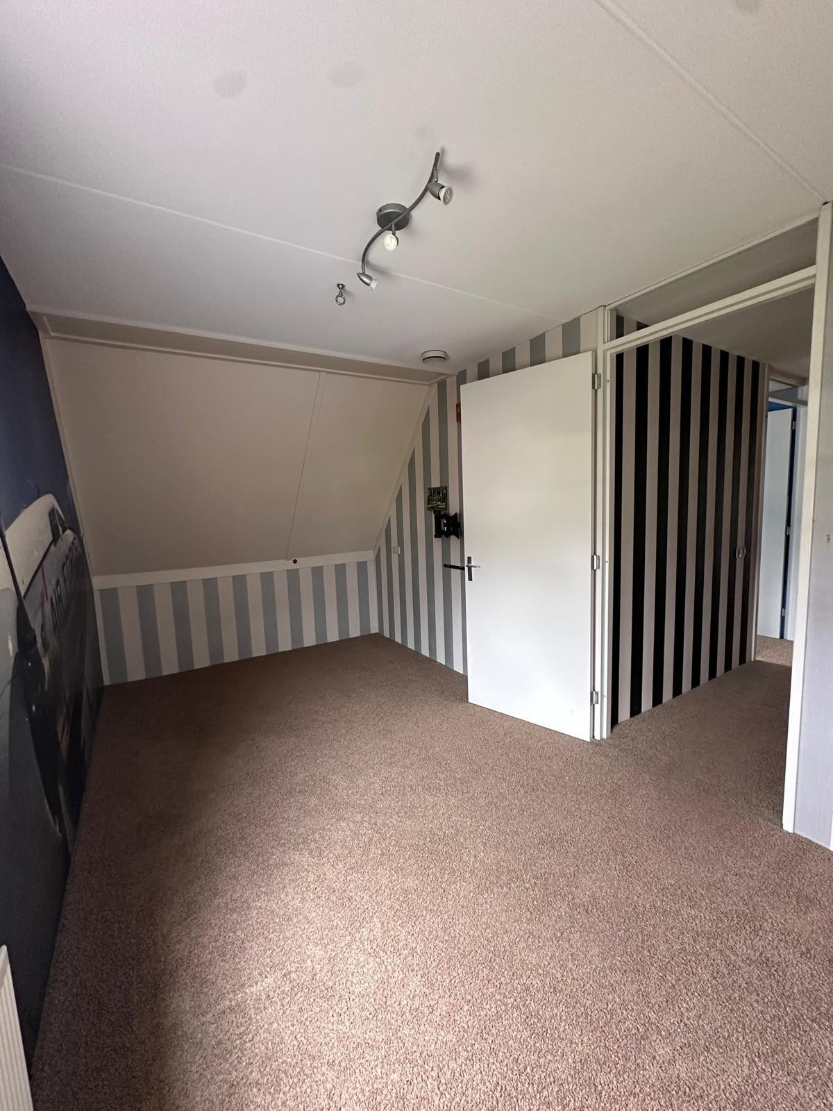 Woning te huur: Arnhemseweg, Barendrecht