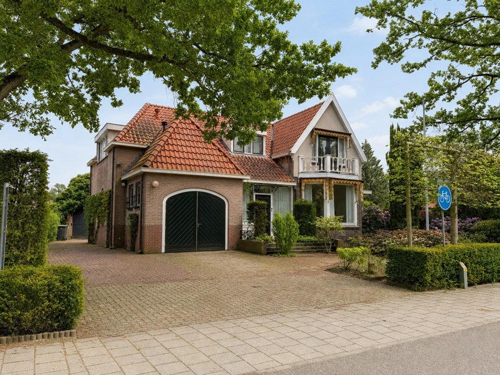 Huis Hammerweg 7 in Ommen