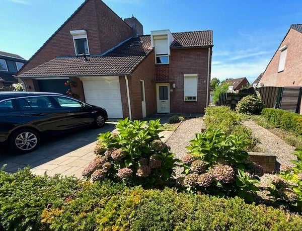 Te huur: Huis Azaleaweg in Weert