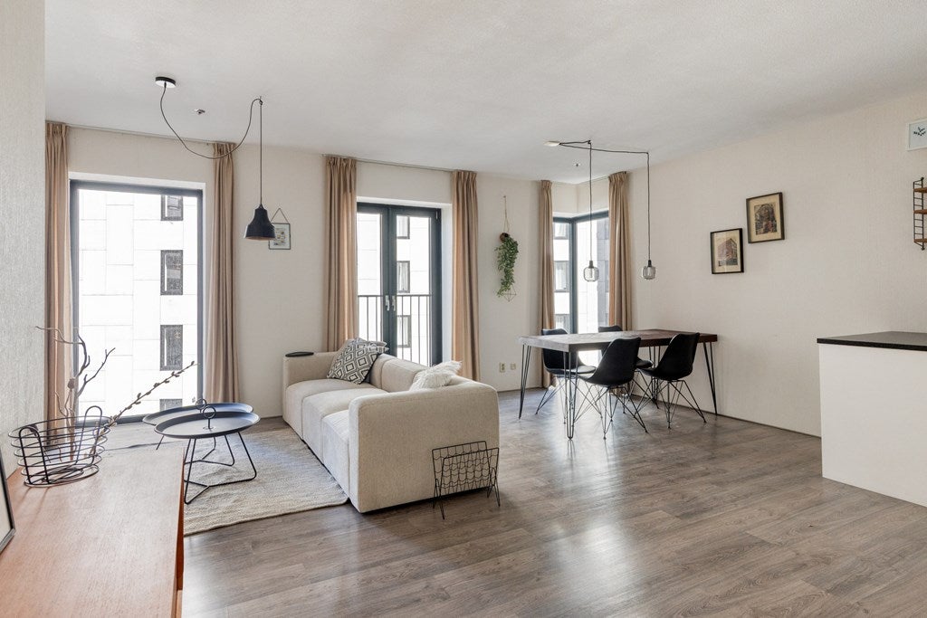 Flat Wijnbrugstraat 64