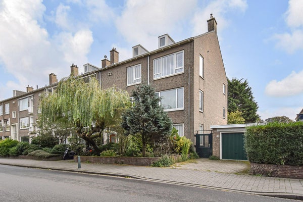 Flat Balsemienlaan in Den Haag