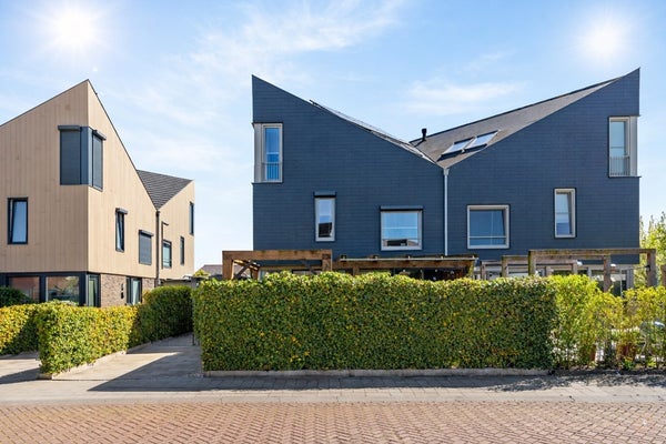 Beatrixstraat 4 in Urk