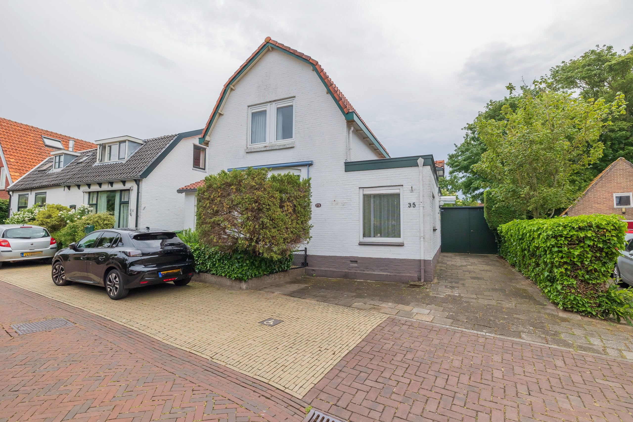 Huis Graaf Florislaan 35 in Vogelenzang