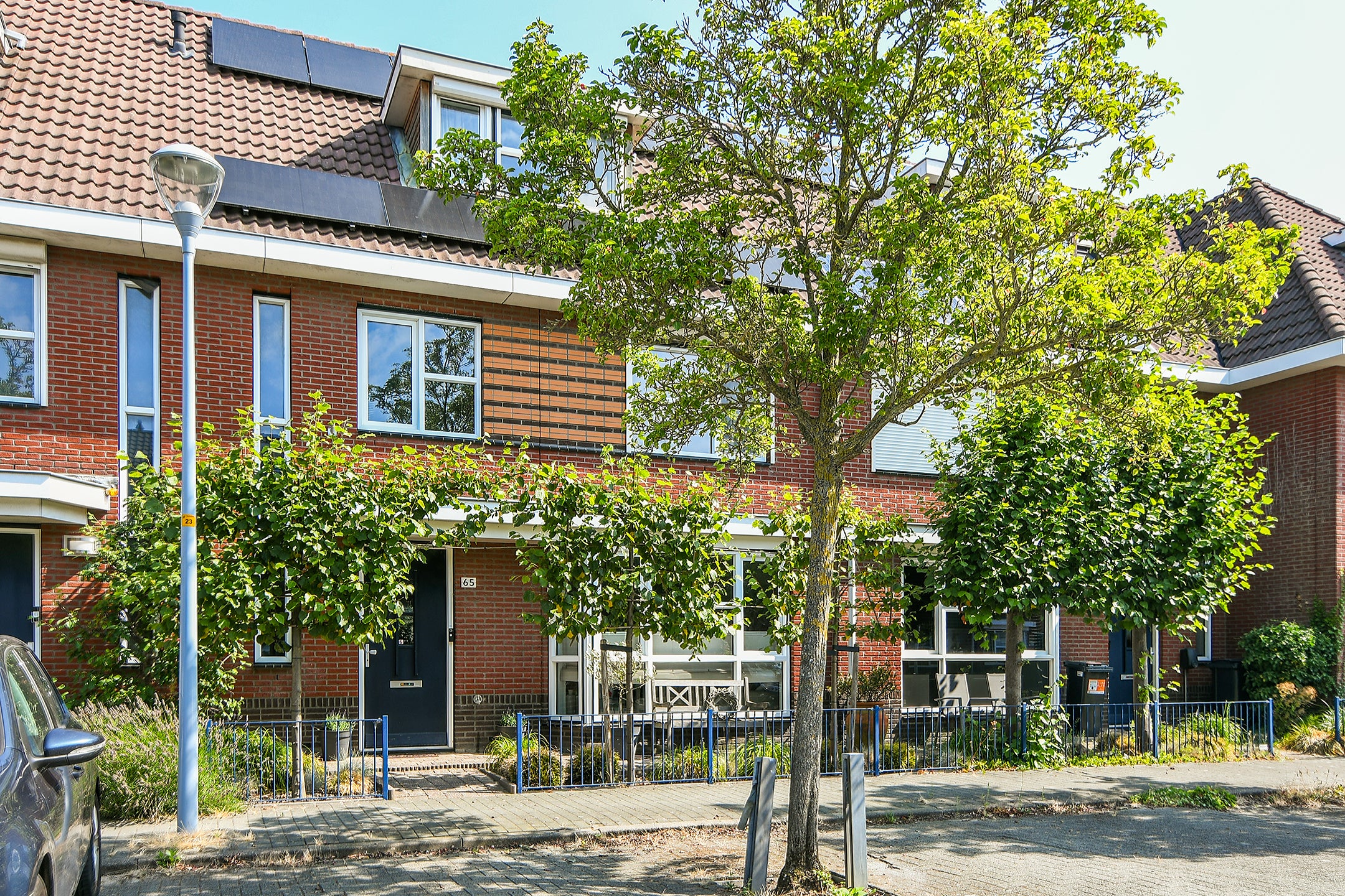 Tussenwoning te koop: Rodelindalaan 65, Nieuw-Vennep