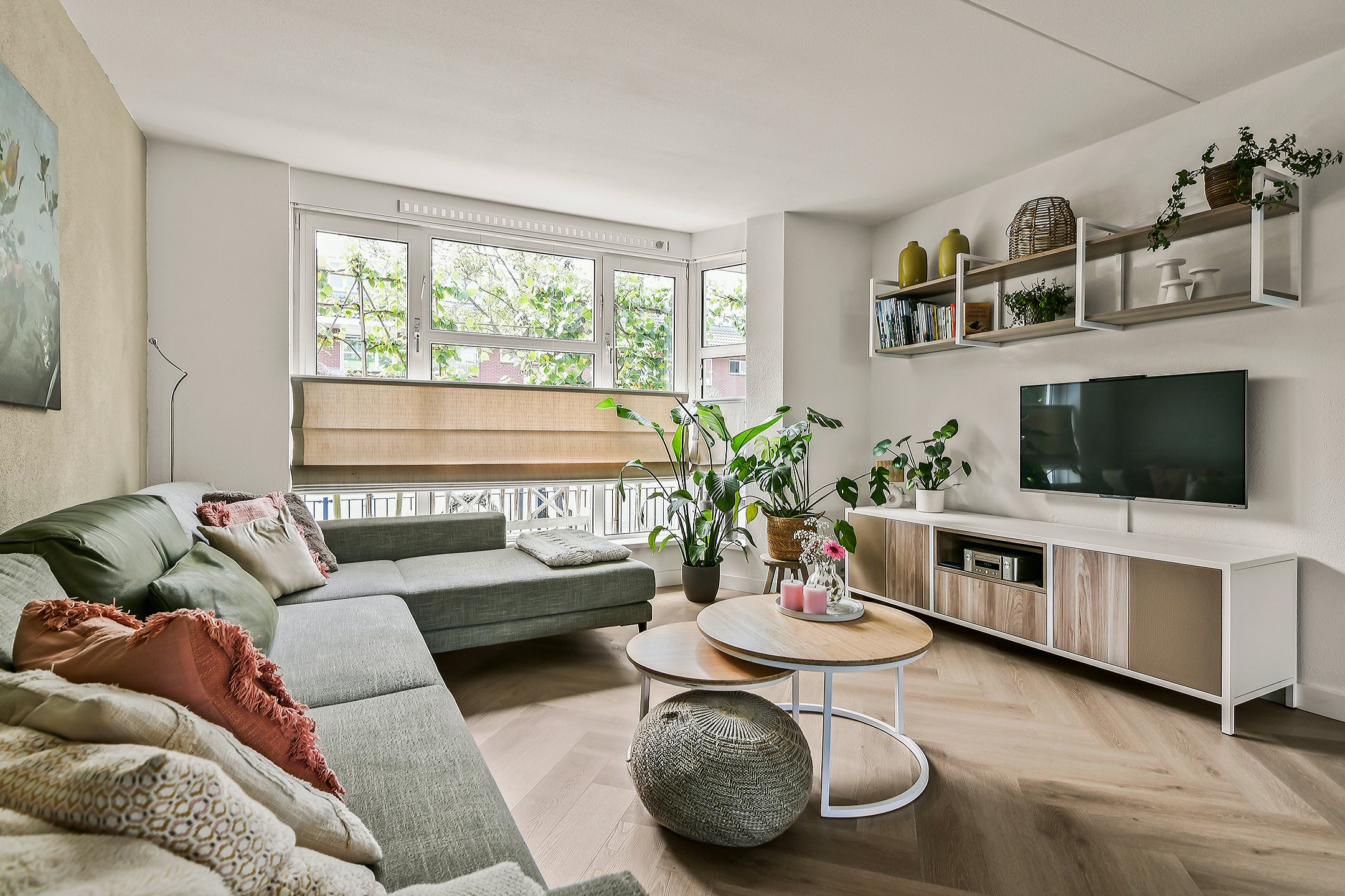 Tussenwoning te koop: Rodelindalaan 65, Nieuw-Vennep