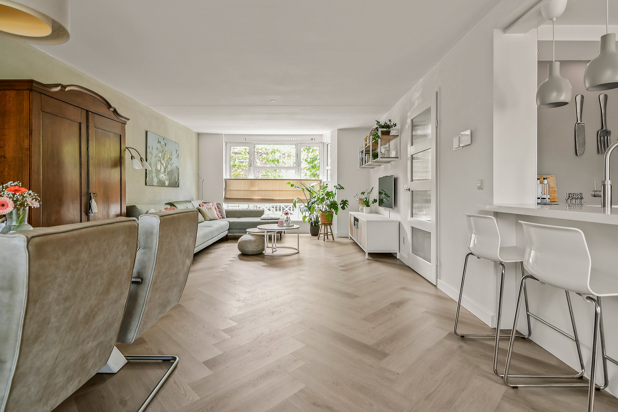 Tussenwoning te koop: Rodelindalaan 65, Nieuw-Vennep