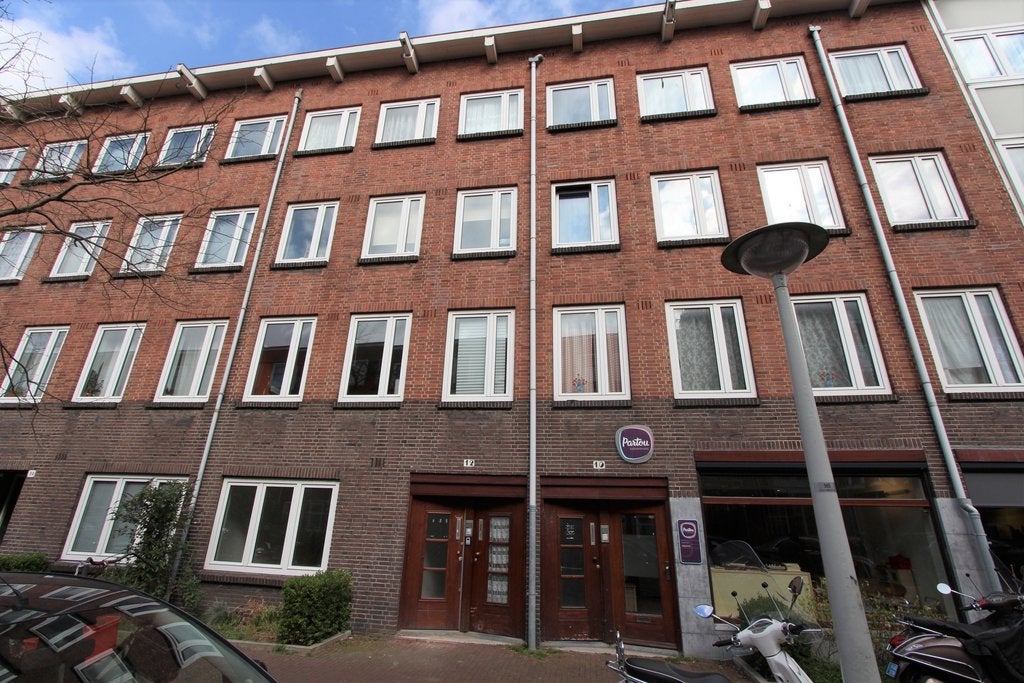 Flat Cabralstraat 12 2