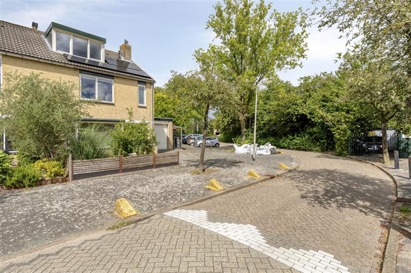 Hoekwoning te koop: W. v.d. Brinkstraat 31, Purmerend