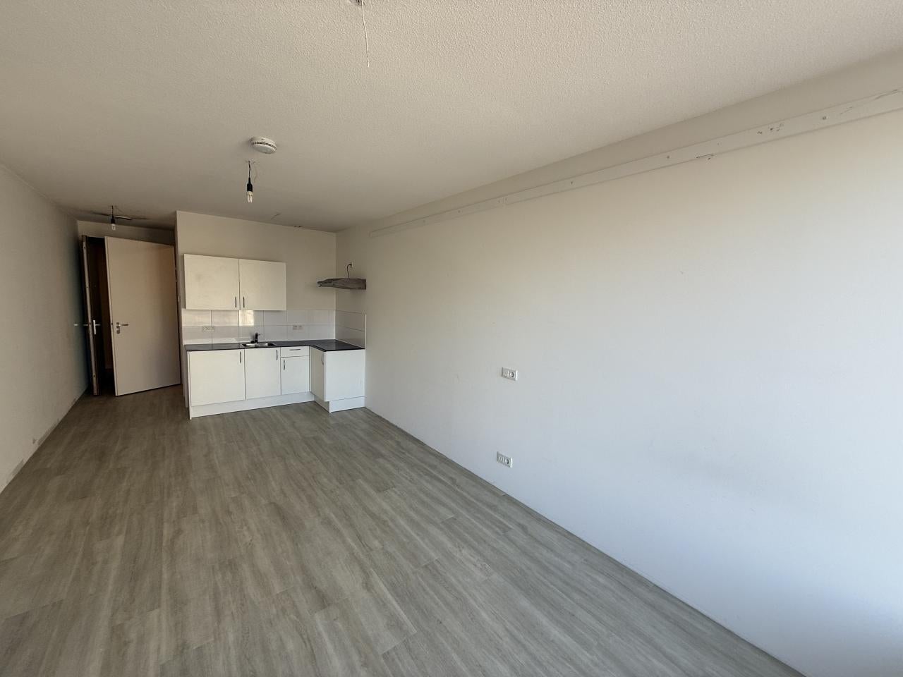 Studio te huur: August Allebéplein 122, Amsterdam