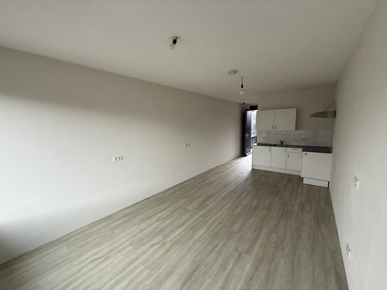 Studio te huur: August Allebéplein 122, Amsterdam
