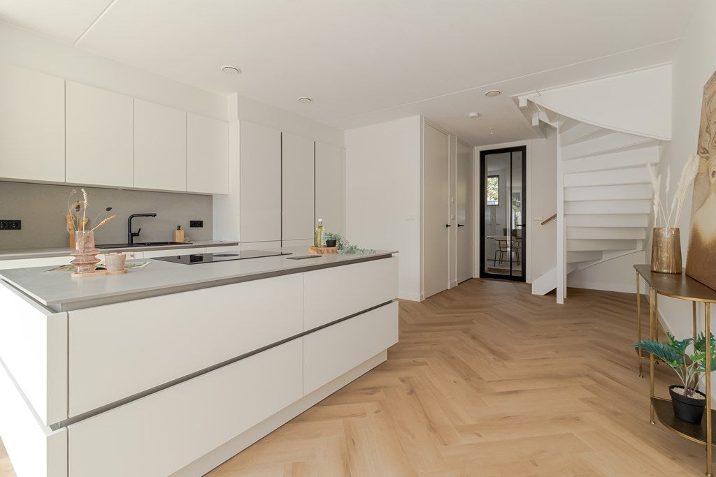 Tussenwoning te koop: President Rooseveltlaan 154, Maastricht