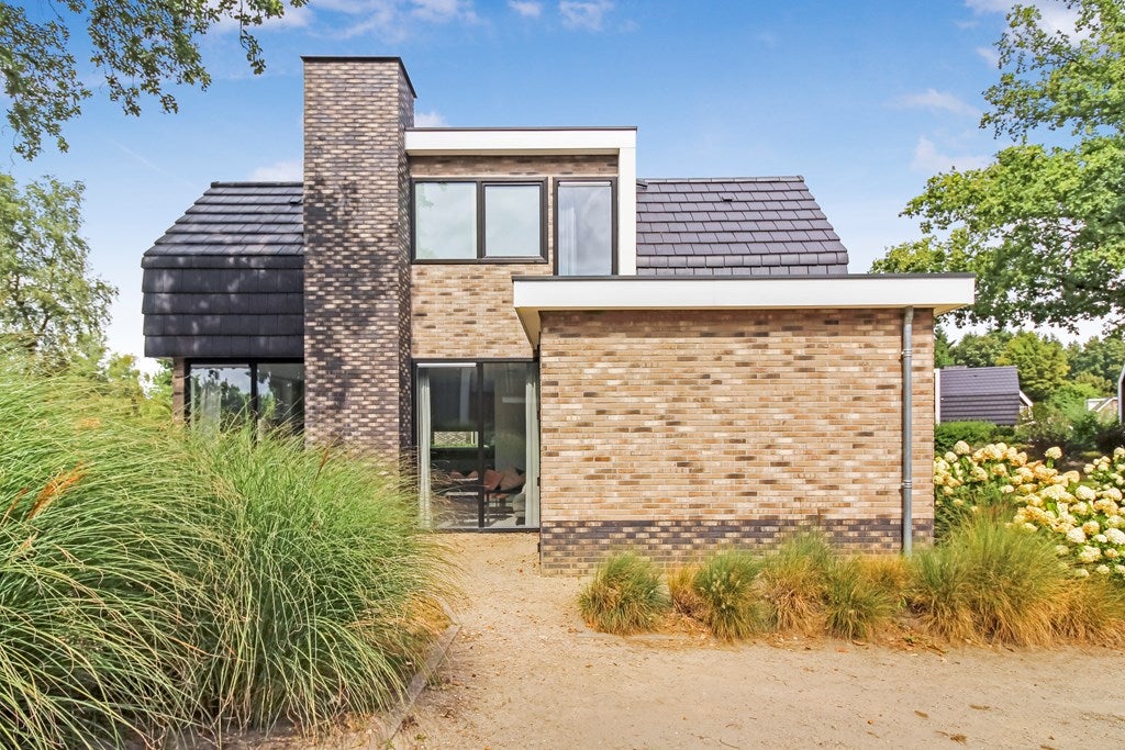 Vrijstaande woning te koop: Spijkweg 15-129, Biddinghuizen