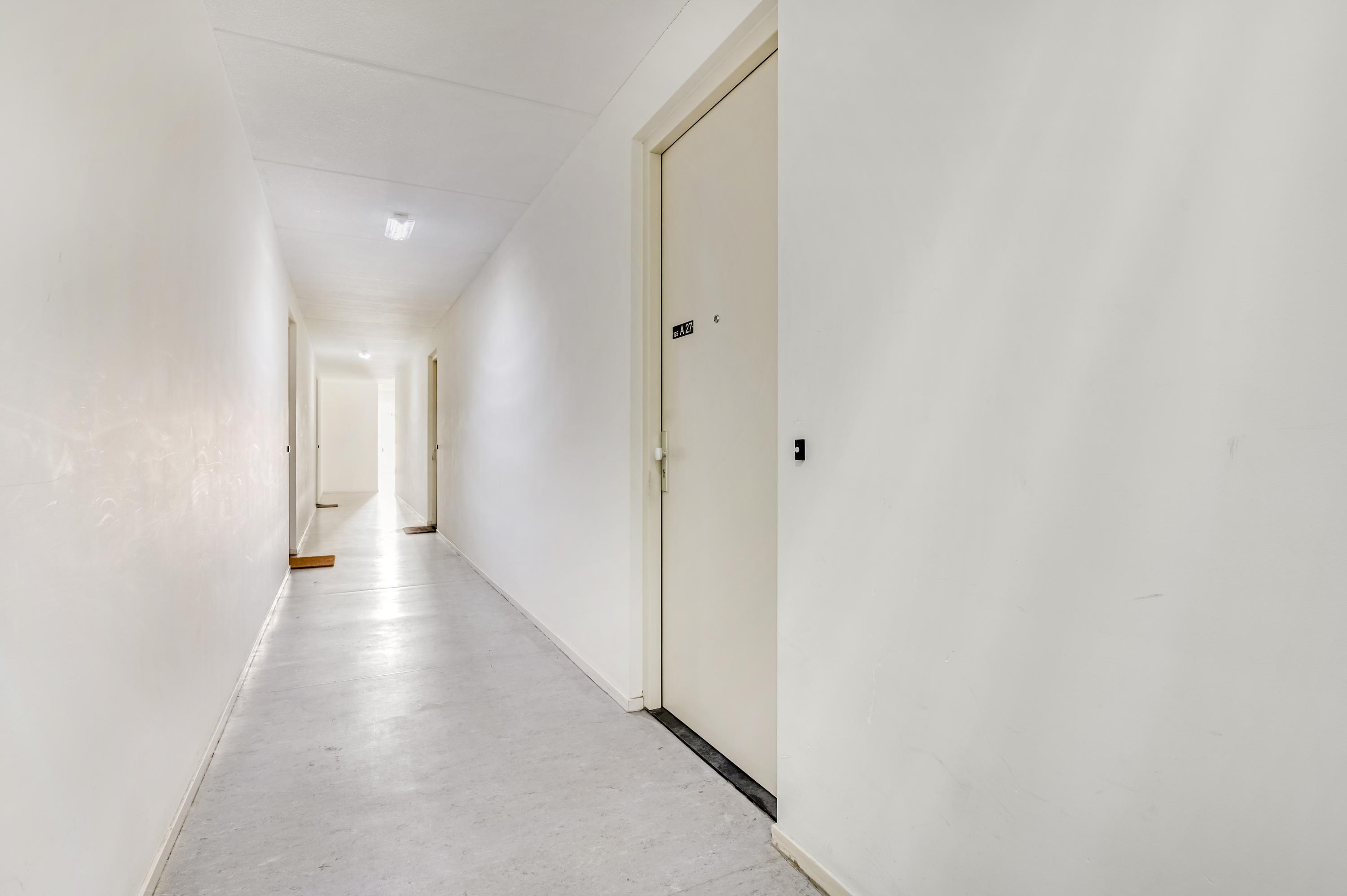 Studio te koop: Parkweg 125A-27, Ede